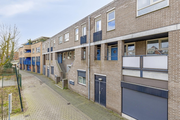 Hofdwarsstraat 32, 7311 KK, Apeldoorn